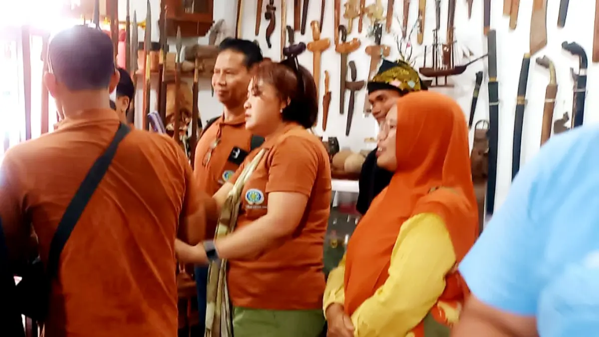 Program S3 (Doktor Bisnis Terapan Pariwisata) pada Sabtu (23/5/2026, melakukan kunjungan riset &nbsp;Desa Wisata Batu Kumbung Lombok Barat.