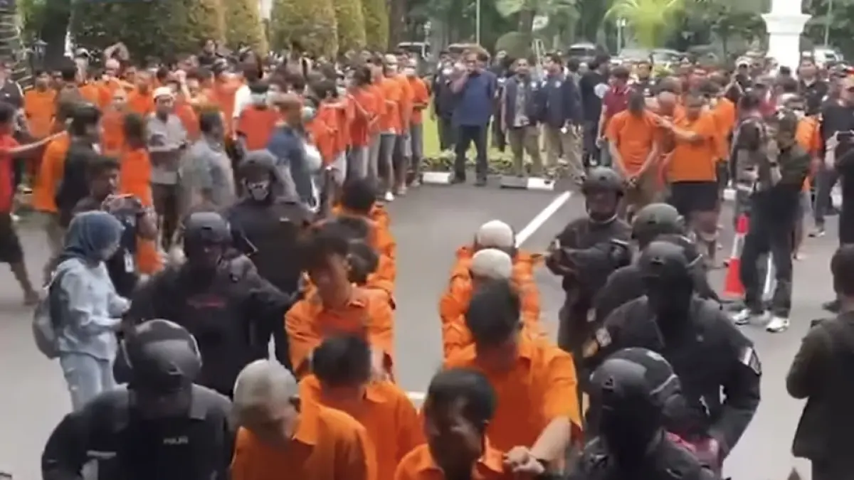 Ratusan begal yang ditangkap oleh Tim Pemburu Begal Polda Metro. (TANGKAP LAYAR)
