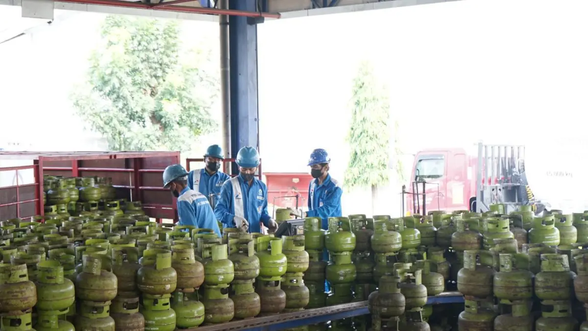 SIAGA ENERGI: Pertamina Patra Niaga menyiapkan tambahan 147.520 tabung LPG 3 kg di NTB guna memastikan pasokan energi tetap aman selama long weekend Hari Raya Idul Adha 1447 H.