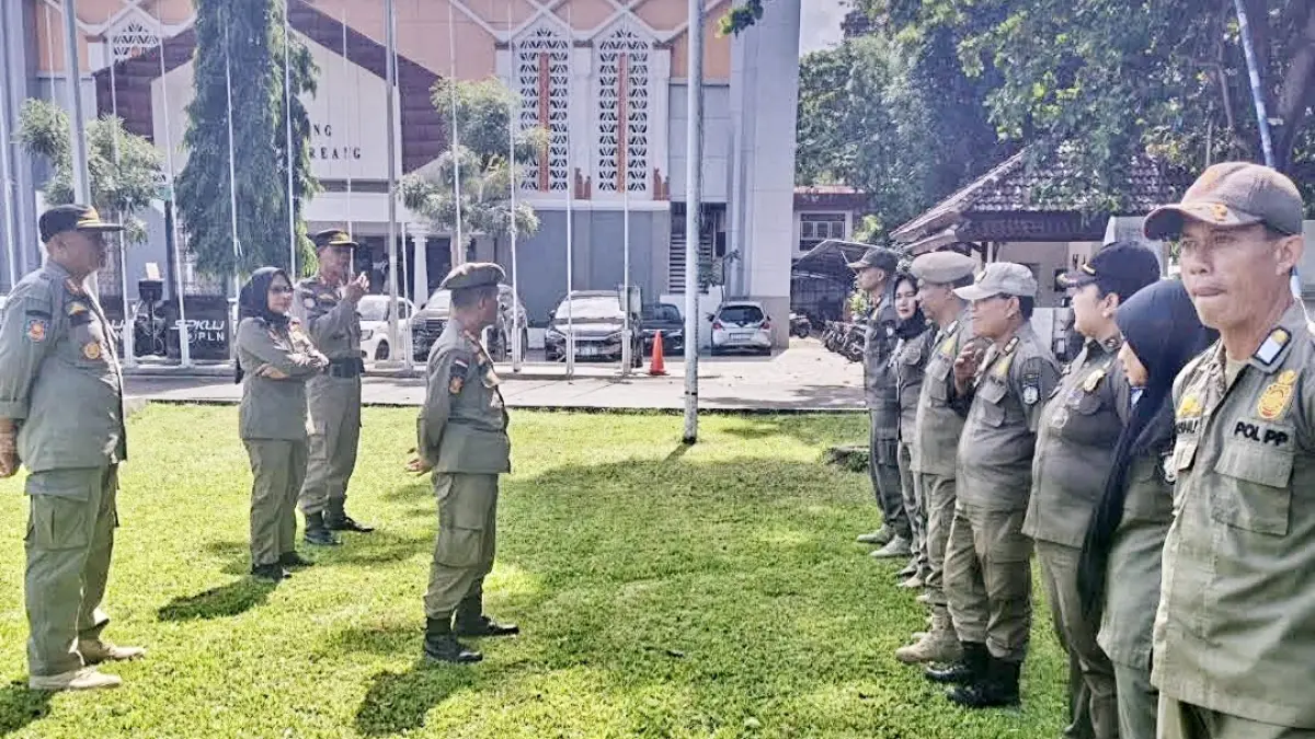 jalannya pengamanan aksi demonstrasi yang digelar oleh Himpunan Mahasiswa Islam (HMI) di depan Kantor Gubernur NTB, Senin (25/5/2026).