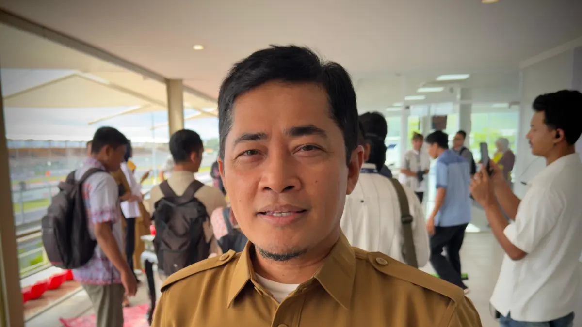 Kepala DPMPTSP NTB Irnadi Kusuma. (YUYUN/LOMBOK POST)