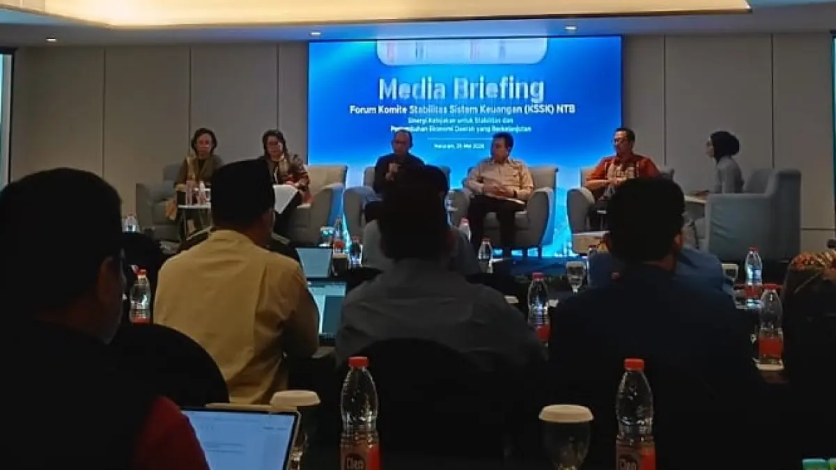 Otoritas Jasa Keuangan (OJK) Nusa Tenggara Barat (NTB) menegaskan bahwa kondisi ekonomi nasional maupun regional Bali-Nusra saat ini masih terjaga stabil dan berada dalam jalur pertumbuhan yang positif. Masyarakat pun diimbau untuk tidak terpancing oleh isu-isu krisis yang tidak berdasar.