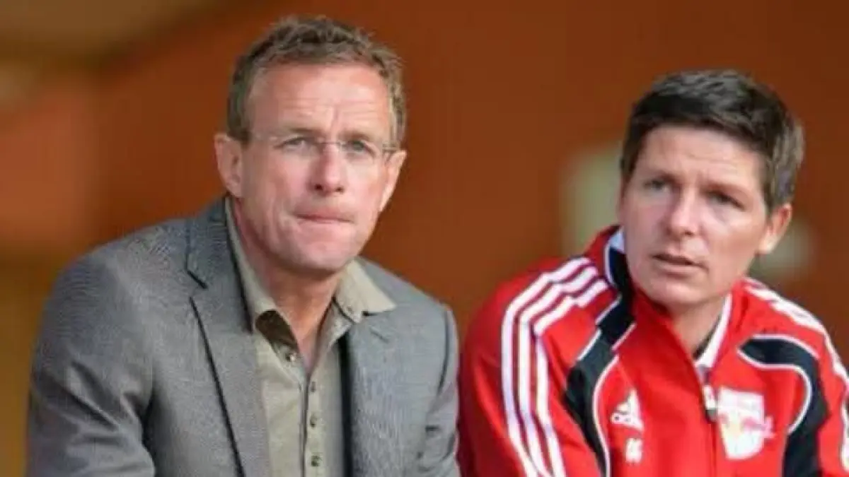 DUET MAUT: Ralf Rangnick dan Oliver Glasner saat masih bekerja sama di RB, kini keduanya dikaitkan dengan AC Milan. (Istimewa) 