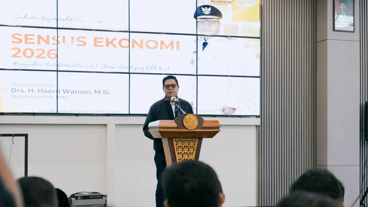SENSUS EKONOMI: Bupati Lombok Timur Haerul Warisin saat membuka pelatihan petugas sensus ekonomi 2026