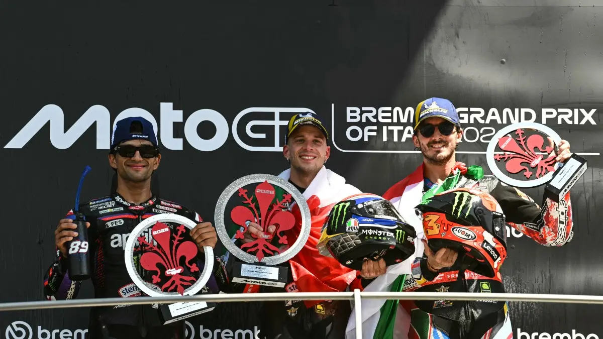 Marco Bezzecchi menangi MotoGP Italia 2026 dan akhiri dominasi Ducati di Mugello. Aprilia cetak finis 1-2 bersejarah. (AFP Photo)