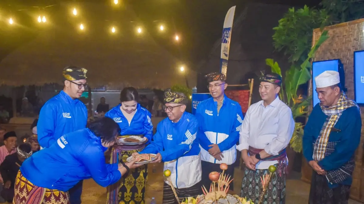 Pemprov NTB bersama Pemkab Loteng dan Perwakilan Pocari Sweat Run 2026 menggelar ritual Betabeq. (DISKOMINFOTIK/LOMBOK POST)