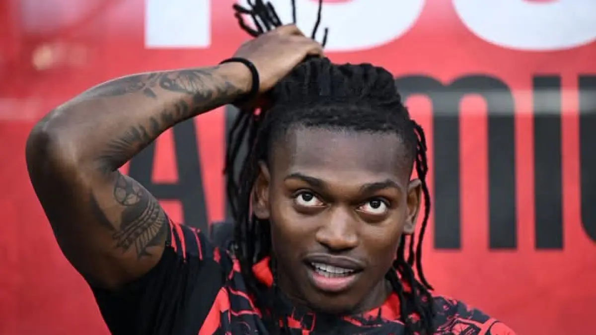 TOPSKOR: Striker AC Milan Rafael Leao yang ingin meninggalkan klub. (Istimewa)
