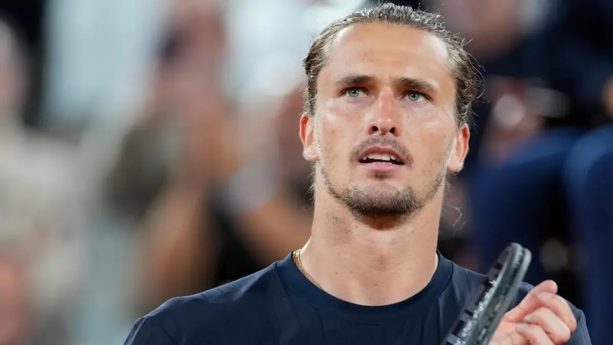 Alexander Zverev melaju ke semifinal Roland Garros 2026 usai mengalahkan Rafael Jodar dan menjaga asa gelar Grand Slam. (Instagram Roland Garros)