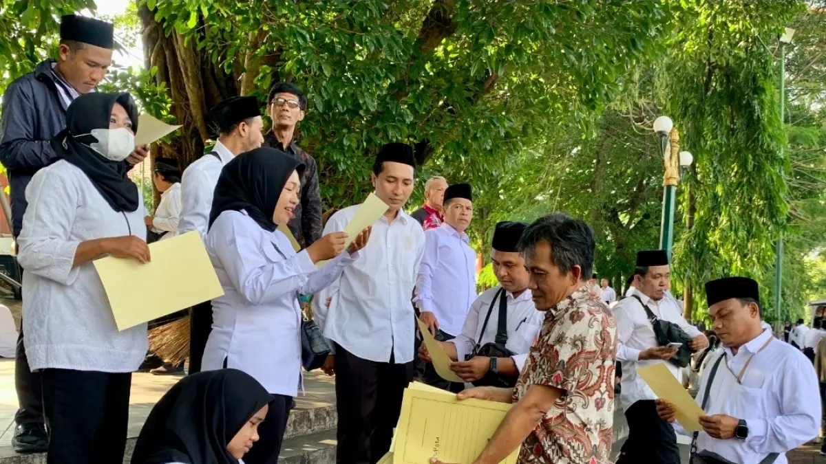 PPPK Paro Waktu Kota Mataram saat pembagian SK, beberapa waktu lalu. 