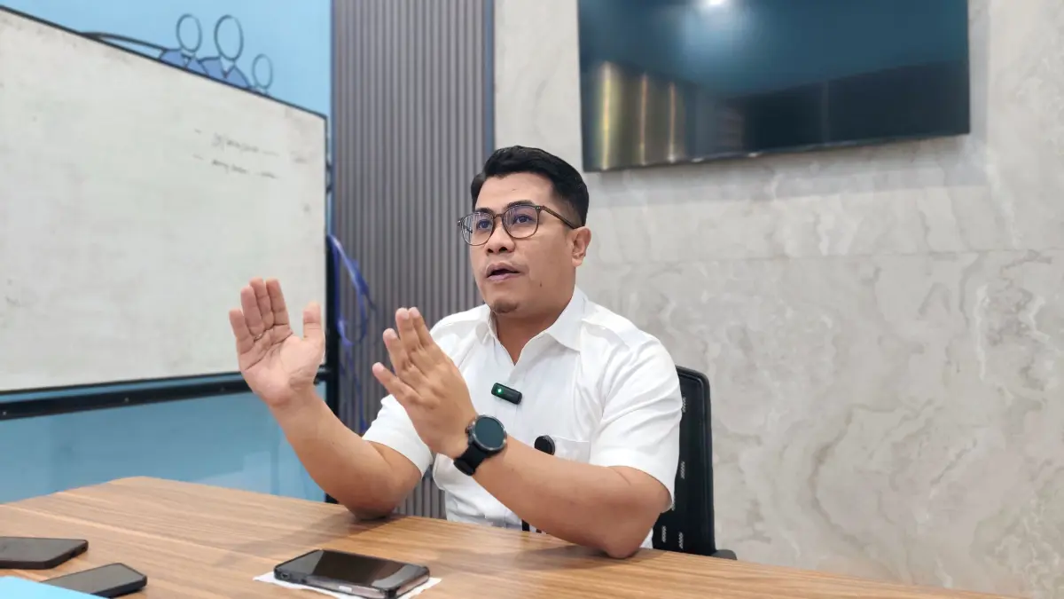 Bambang Soepratomo (Dewi/Lombok Post) 