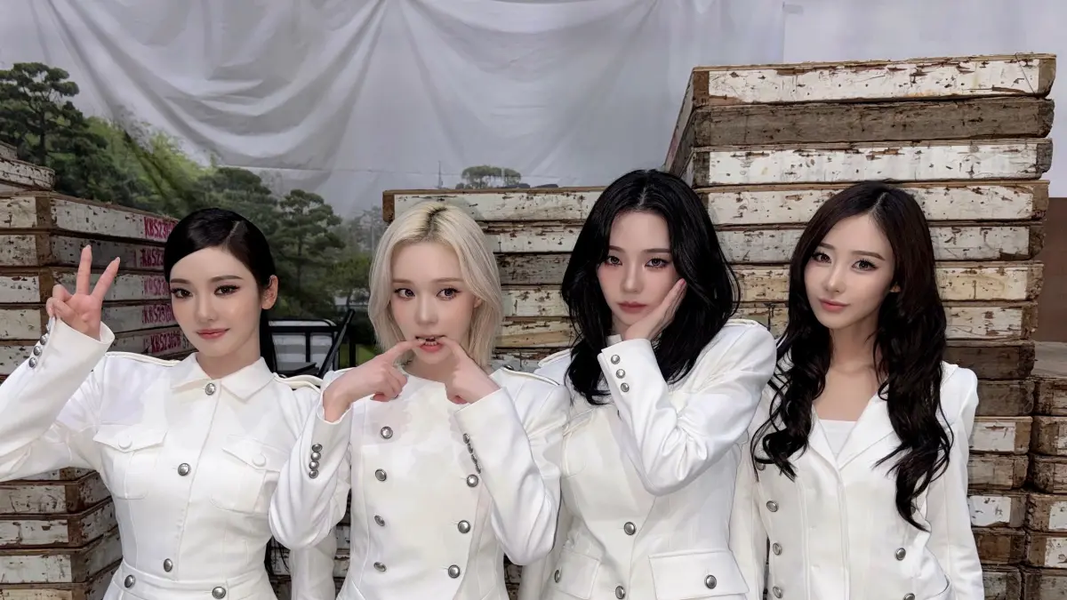 Member aespa dari kiri ke kanan, Ningning, Winter, Karina dan Giselle. (X/aespa_official).