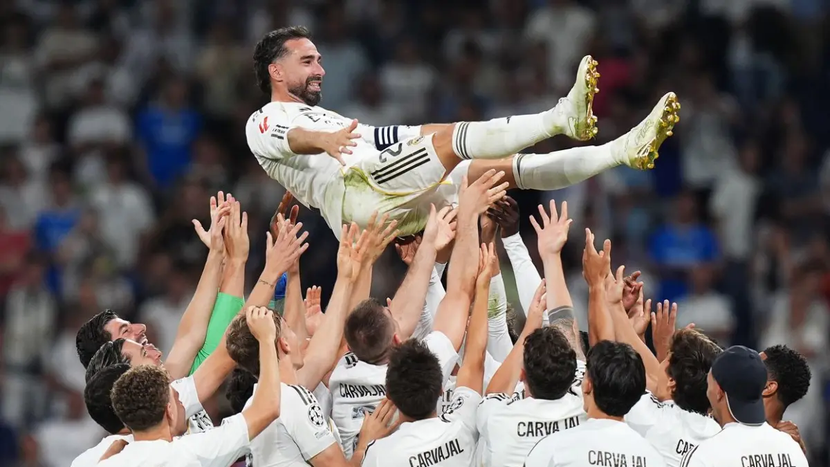 

Dani Carvajal pilih bertahan di Eropa usai tinggalkan Real Madrid. Raksasa Liga Italia Inter Milan kini jadi opsi potensial.