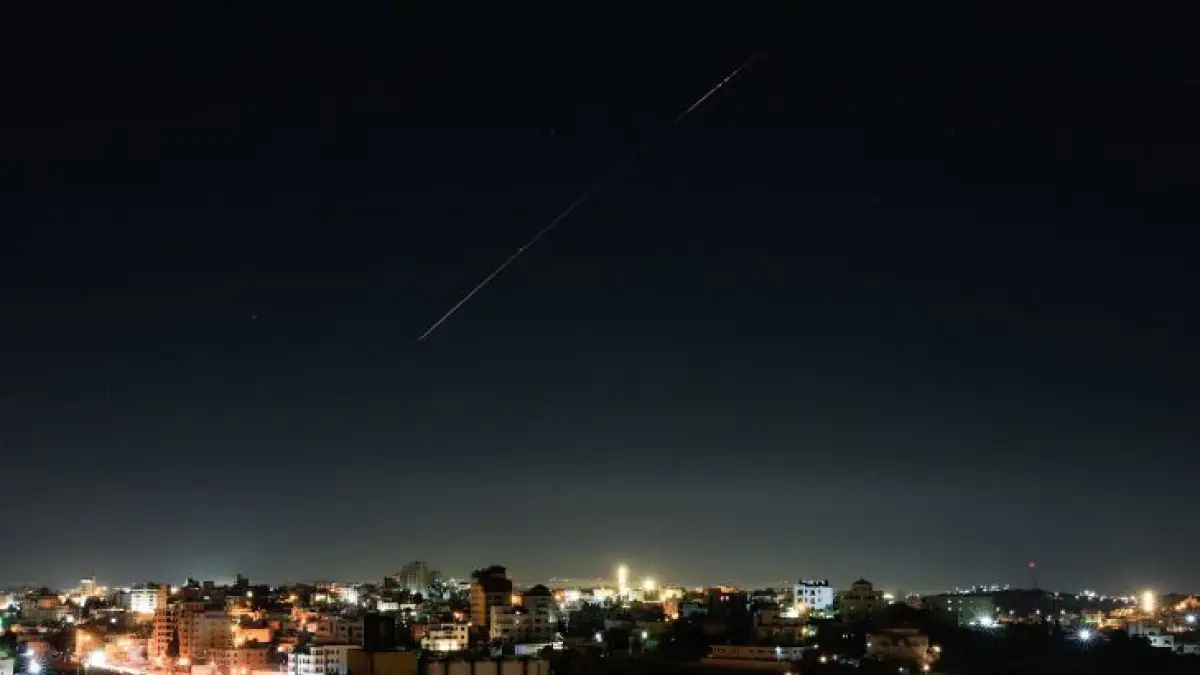 LAKUKAN SERANGAN: Iran lancarkan serangan ke Israel pada Minggu (7/6) waktu setempat. (Al-Jazeera)