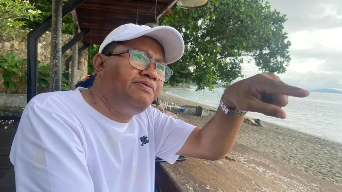 BERI PENJELASAN: Kepala Dinas Kelautan dan Perikanan (DKP) Provinsi NTB Muslim, memberikan penjelasan terkait urgensi penetapan batas sempadan pantai di kabupaten/kota se-NTB.
