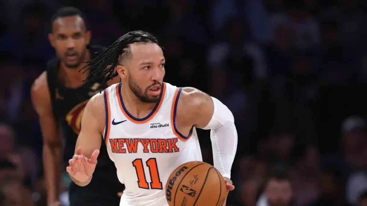 Bintang Knicks, Jalen Brunson, terus menjadi motor serangan utama timnya. (Sarah Stier/Getty Images via AFP)