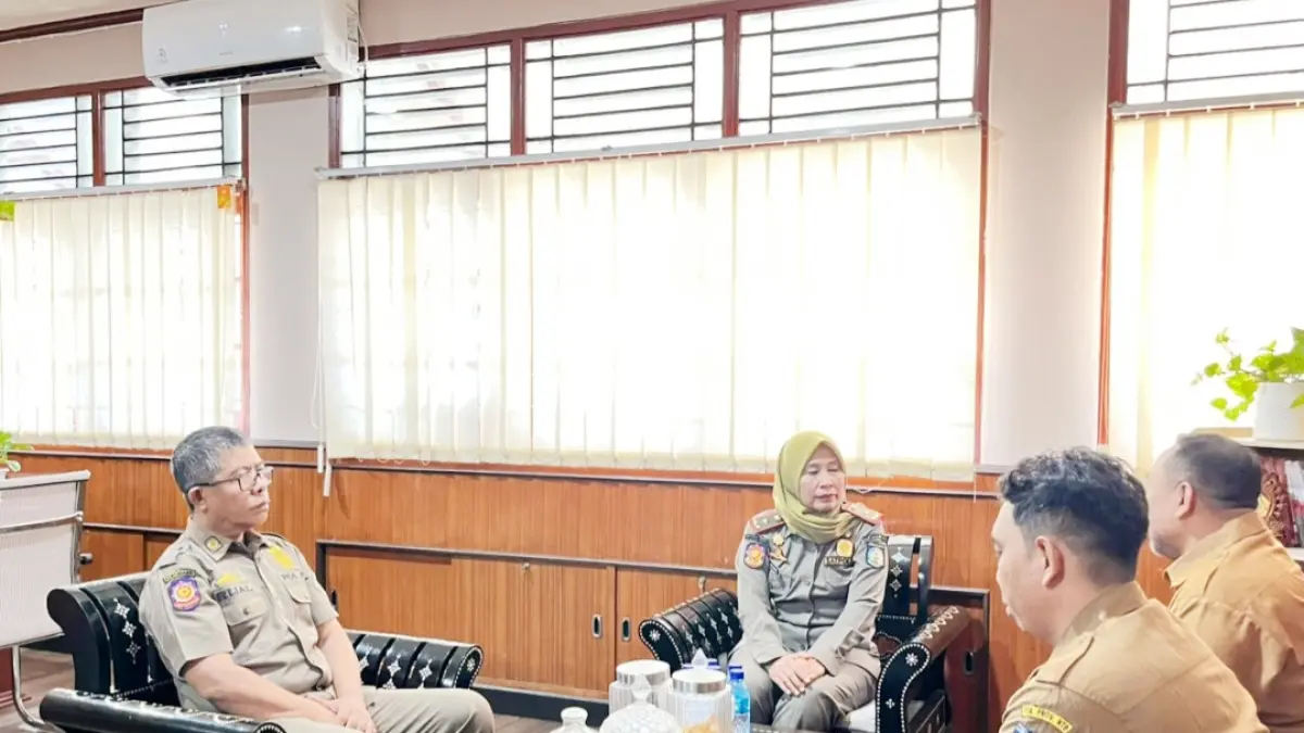 Kepala Satpol PP NTB, Dra. Nunung Triningsih, M.M., menerima kunjungan strategis dari jajaran Bappeda Selasa (9/6/2026).