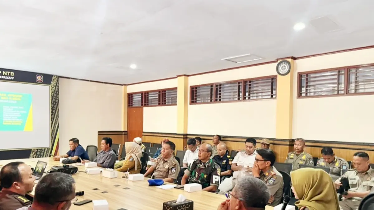 Kepala Satpol PP NTB, Nunung Triningsih, menekankan pentingnya kesiapan matang dan koordinasi yang solid antar-instansi agar penegakan hukum berjalan lebih terukur dan tepat sasaran.