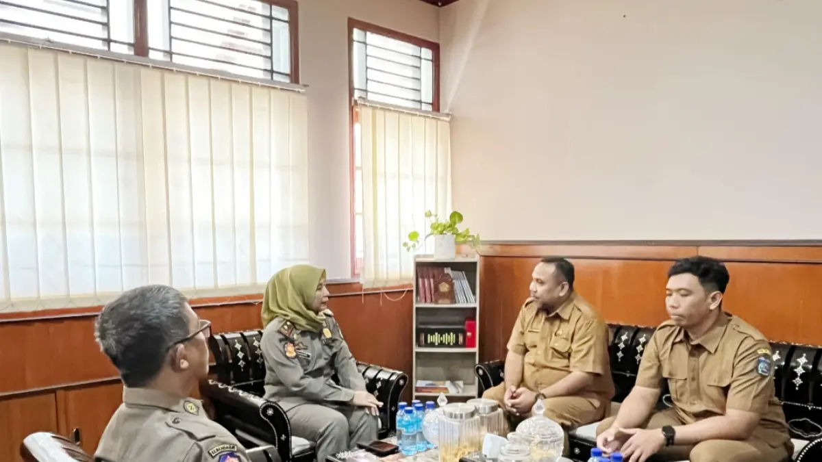 Melalui sinergi kuat antara Satpol PP dan Bapenda ini, diharapkan kesadaran para wajib pajak alat berat di NTB dapat meningkat pesat.