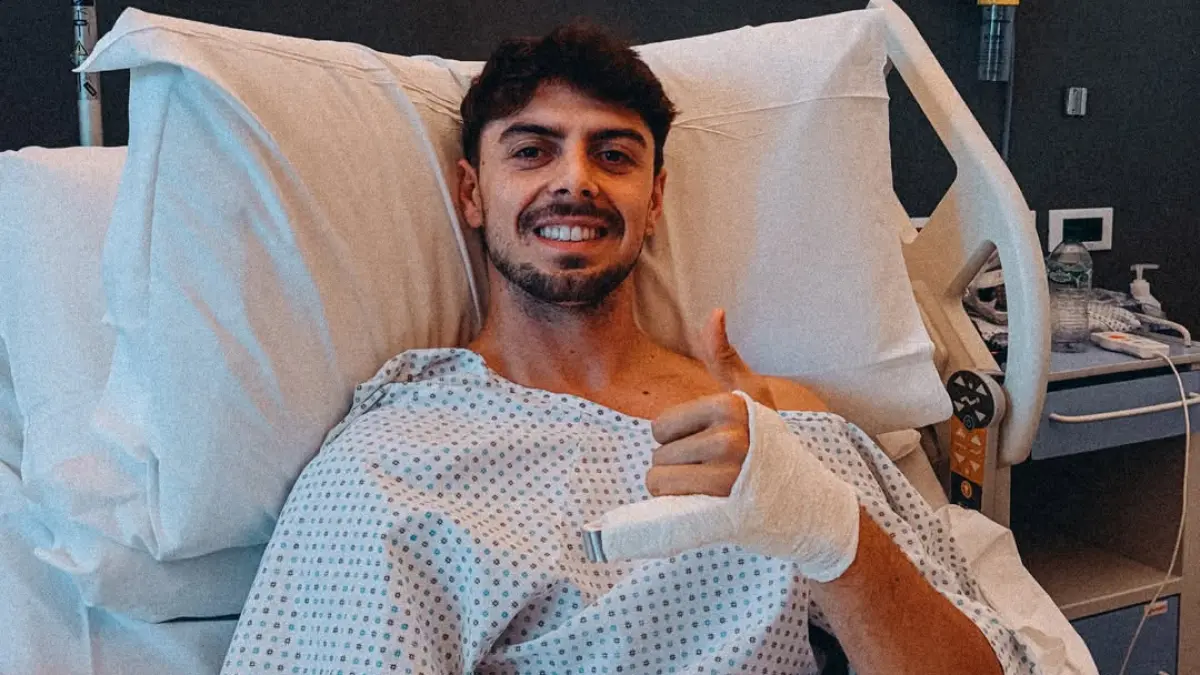Fabio Di Giannantonio sukses menjalani operasi jari kelingking usai cedera di GP Catalunya dan siap tampil di MotoGP Ceko 2026. (Instagram Fabio Di Giannantonio)