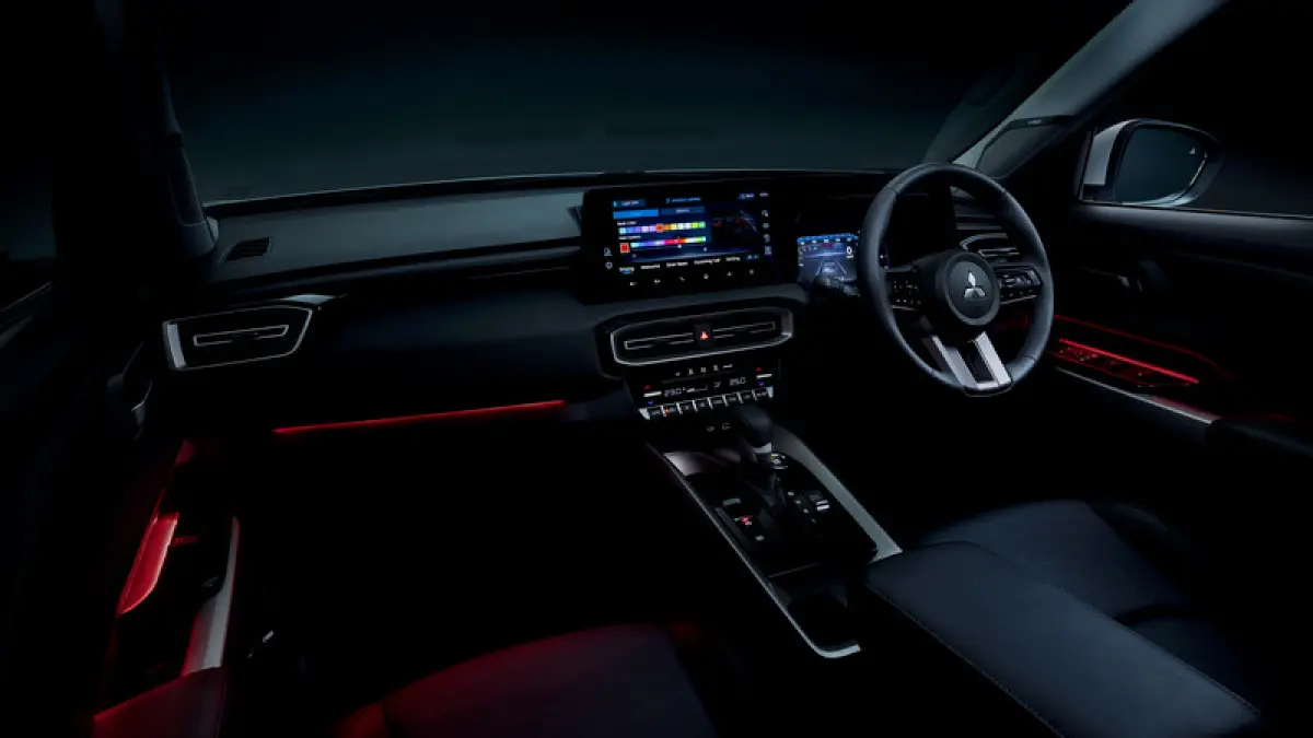 SUV menghadirkan tampilan eksterior yang lebih tangguh dan berwibawa dibandingkan MPV. Garis desain tegas, bodyproporsional, serta elemen seperti LED headlamp dan velg besar memberikan kesan stylish sekaligus kokoh. (IST)