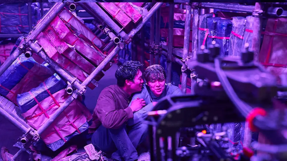 Cuplikan film komedi aksi Netflix Husbands in Action. (NETFLIX)