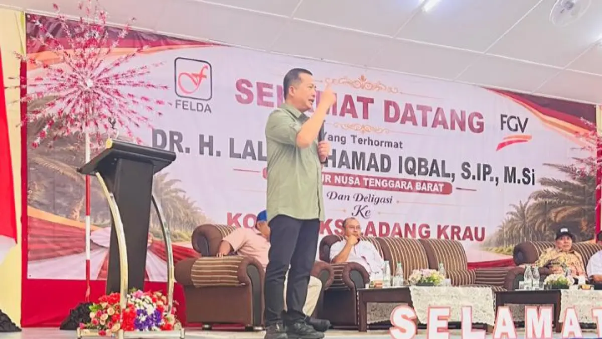 Gubernur NTB Lalu Muhammad Iqbal saat menyampaikan sejumlah pesan kepada para PMI asal NTB yang ada di Malaysia.
