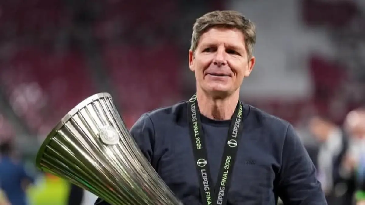 SEMAKIN MERAPAT: Oliver Glasner, calon pelatih AC Milan. (Istimewa) 