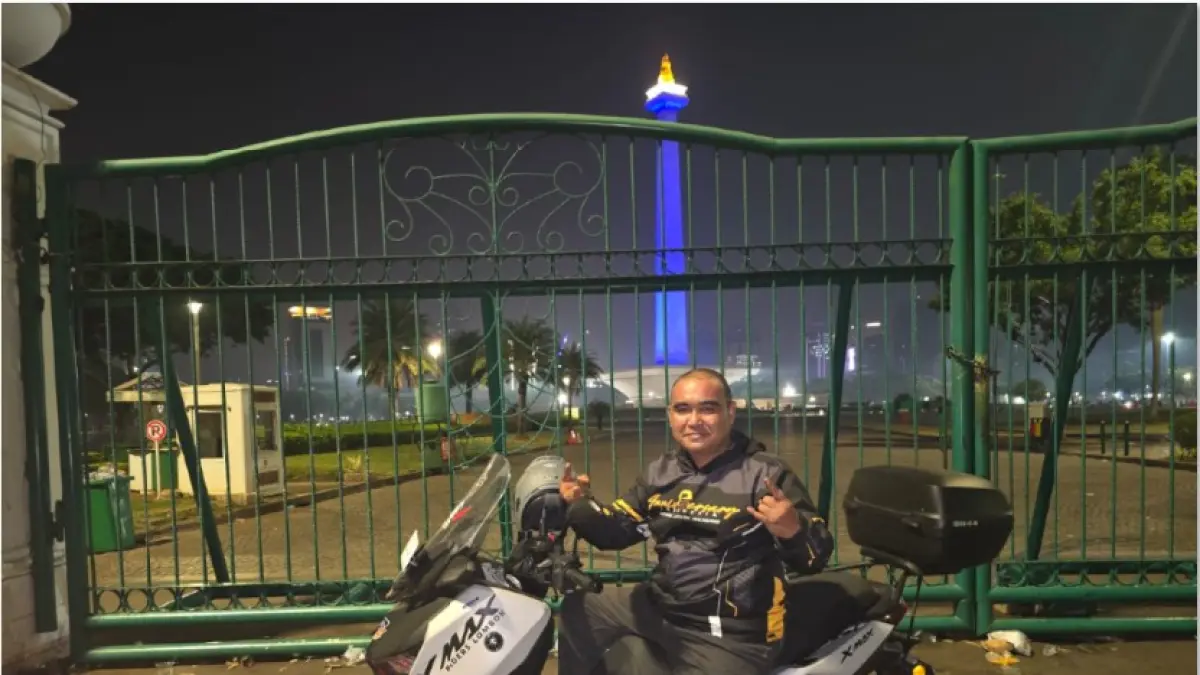 PERSAUDARAAN TANPA BATAS: Mujahidin Asyari atau yang akrab disapa Tiste Lombok, Ketua N-Max Rider (NR), X-Max Rider (XR) Lombok, dan Brotherhood bersama para anggotanya menjelajah nusantara menggunakan sepeda motor. (DOK TISTE LOMBOK)
