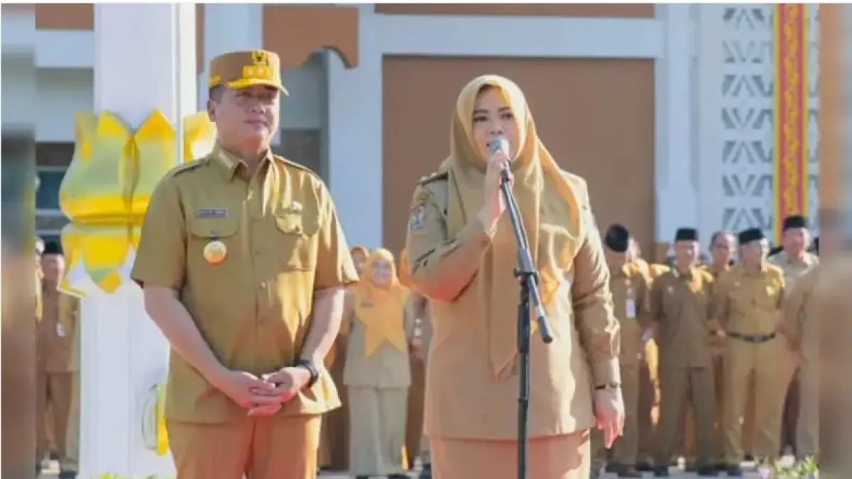 Gubernur NTB Lalu Muhamad Iqbal dan Wagub Indah Dhamayanti Putri. (DISKOMINFOTIKNTB/LOMBOKPOST)