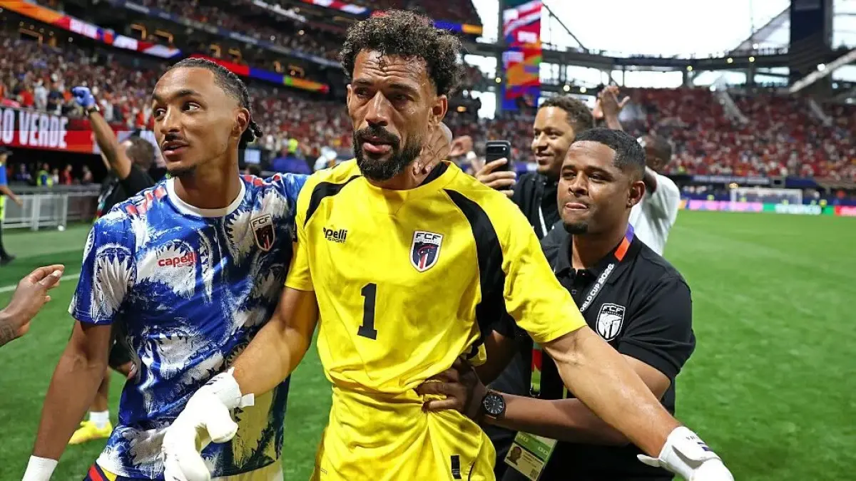 Kiper Cape Verde, Vozinha, resmi sabet Man of the Match usai bikin frustrasi Spanyol di Piala Dunia. Cetak rekor clean sheet tertua!