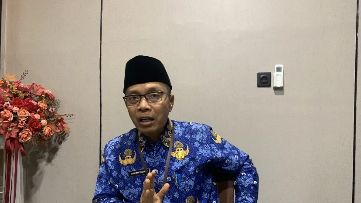 Asisten I Setda Kota Mataram Lalu Martawang