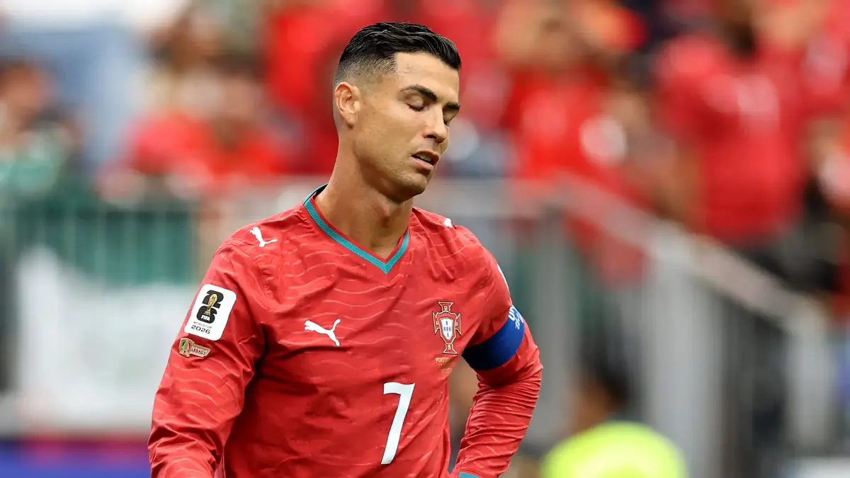 Nyaris hat-trick! Cristiano Ronaldo gagal samai rekor Lionel Messi meski hasil Portugal vs Uzbekistan berakhir dengan pesta gol 5-0.