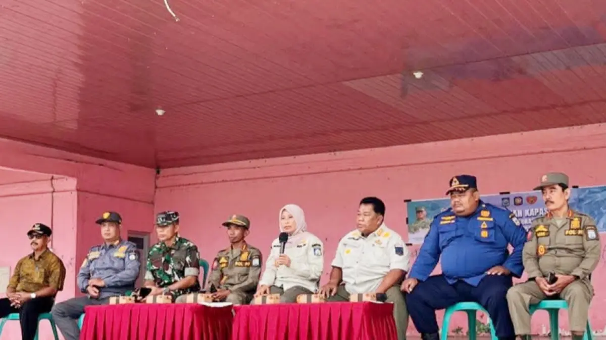 Kasat Pol PP NTB secara resmi membuka sekaligus menjadi pemateri dalam kegiatan Peningkatan Kapasitas Satlinmas Kelurahan/Desa Tahun 2026.