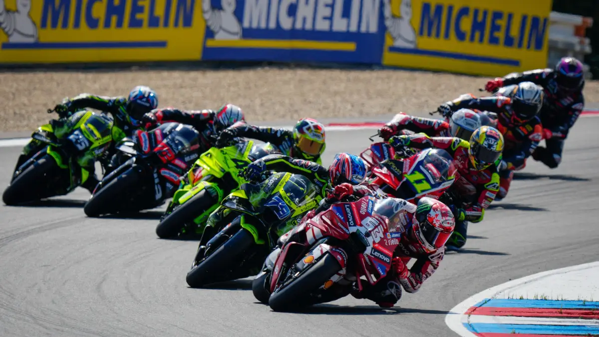 Resmi! MotoGP Group dan 11 Tim Sepakati Kontrak Baru hingga 2031, Era Baru MotoGP Dimulai pada 2027. (motogp.com)