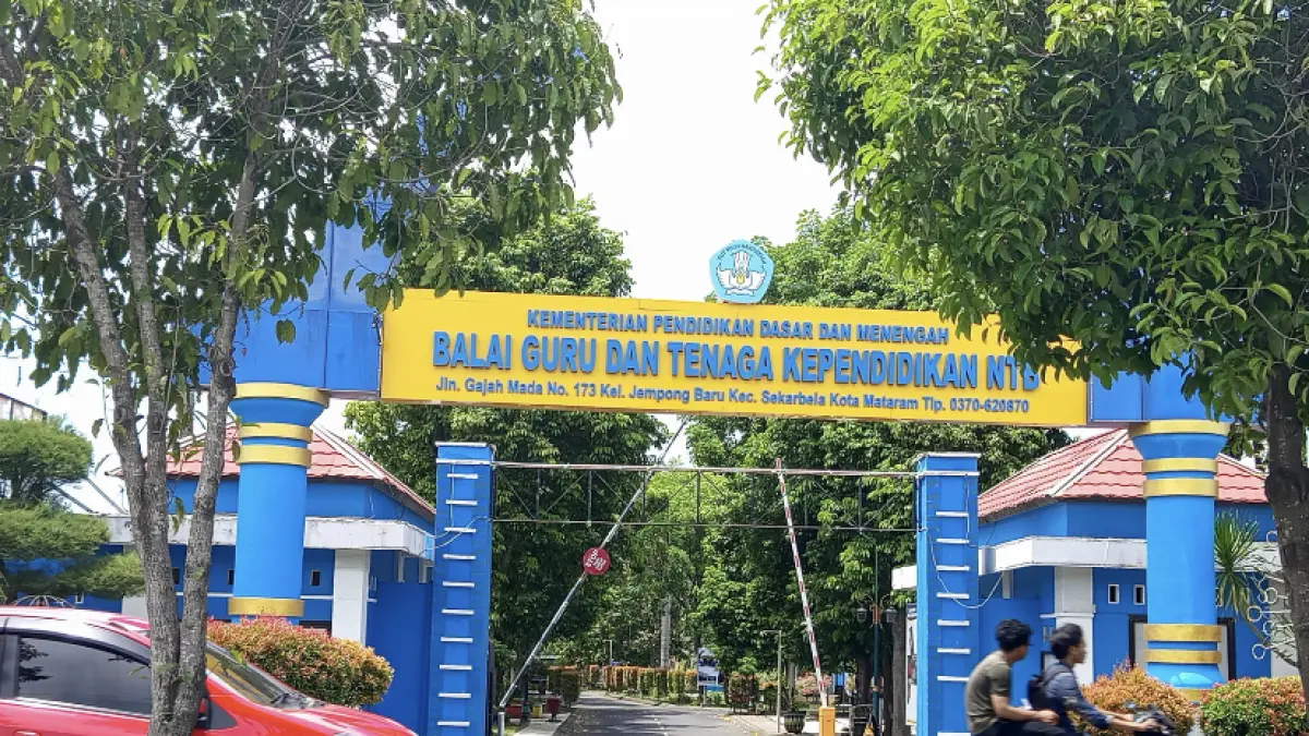 Balai guru penggerak NTB