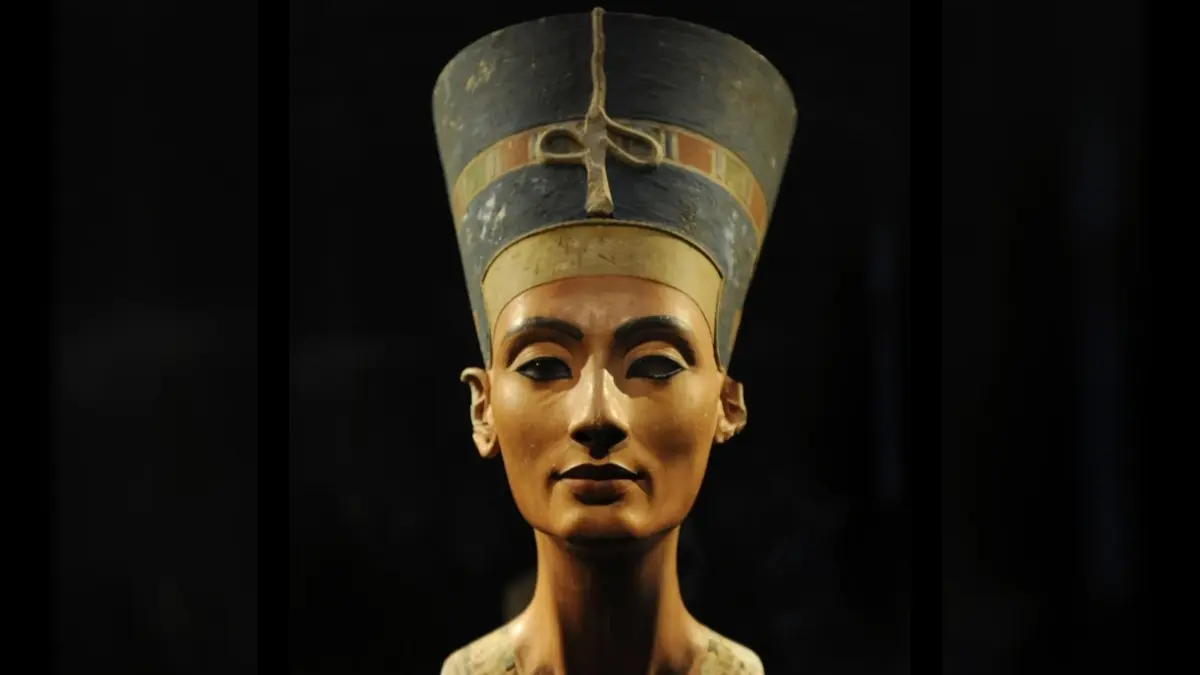 Nefertiti 
