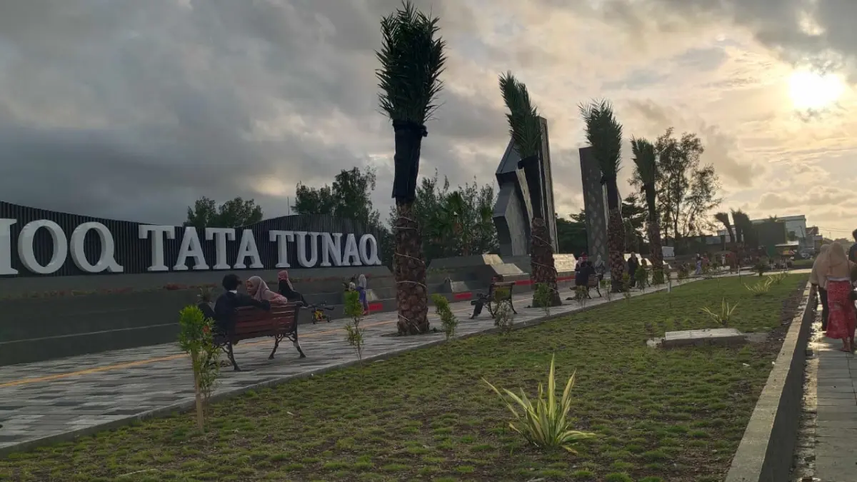 DITUNDA: Kawasan Alun-alun Tioq Tata Tunaq direncanakan akan terus ditata. Tapi untuk tahun ini belum ada penataan.