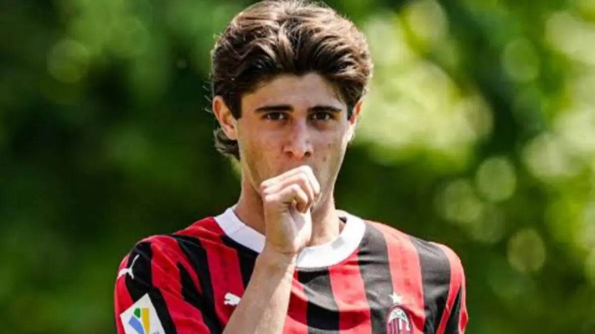 HENDAK DIPULANGKAN: Pelatih AC Milan Ruben Amorim dilaporkan menjadikan Mattia Liberali sebagai salah satu prioritas utamanya. (Istimewa) 