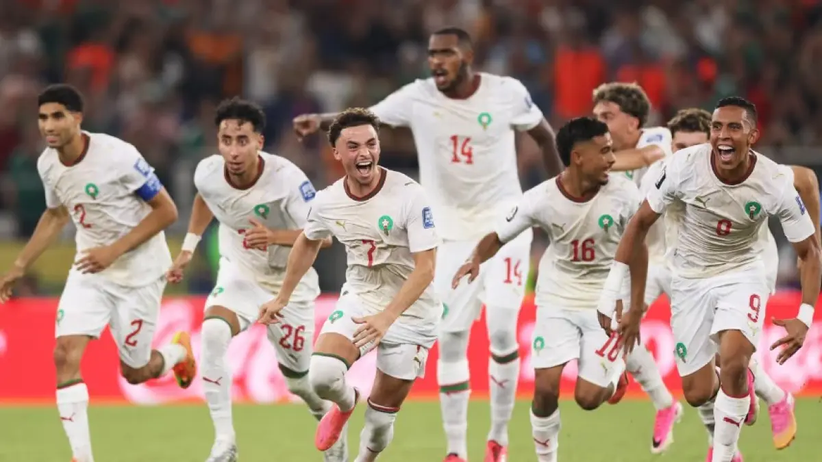 Pemain Maroko merayakan kemenangan adu penalti saat menghadapi Belanda di babak 32 besar Piala Dunia 2026. (FIFA)