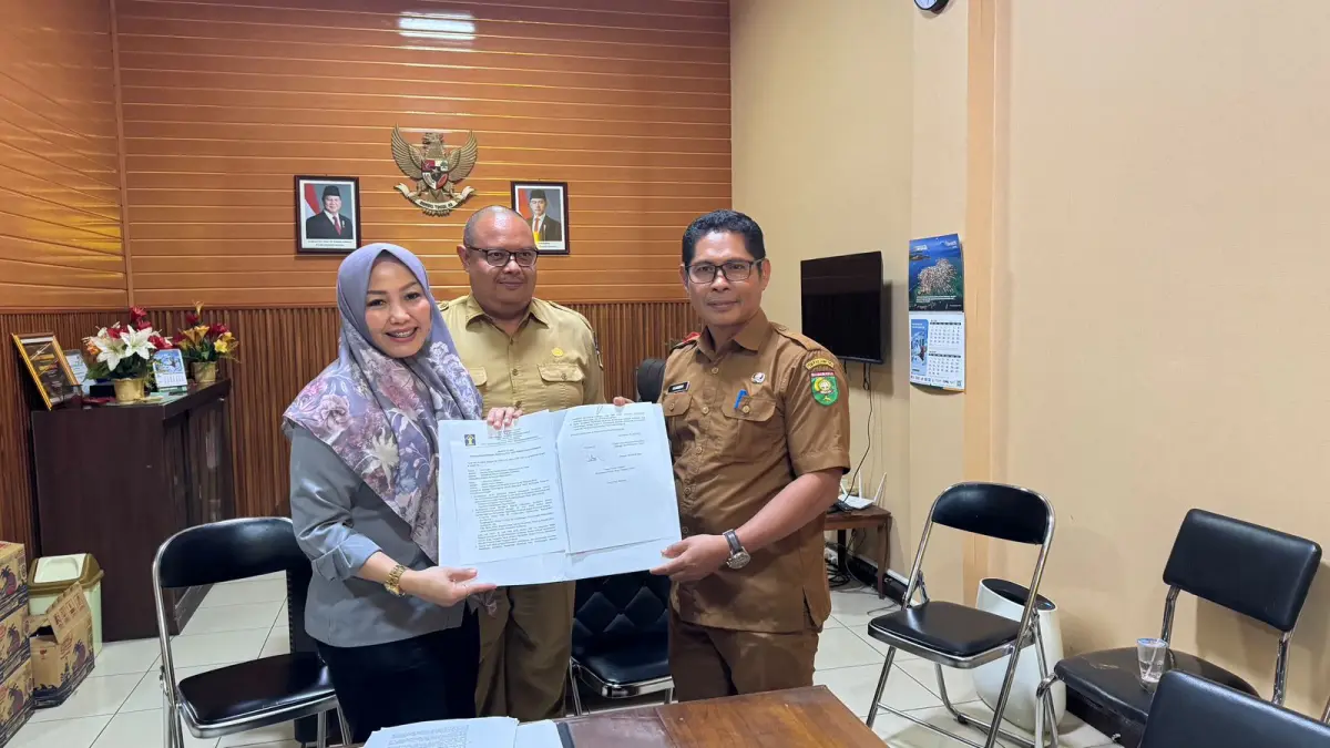 Tim Perancang Peraturan Perundang-undangan Kanwil Kemenkum NTB bersama Pemerintah Kabupaten Sumbawa saat menggelar harmonisasi lima Raperbup Tahun 2026 guna menghasilkan regulasi yang berkualitas, selaras dengan peraturan perundang-undangan, dan memberikan kepastian hukum bagi masyarakat.