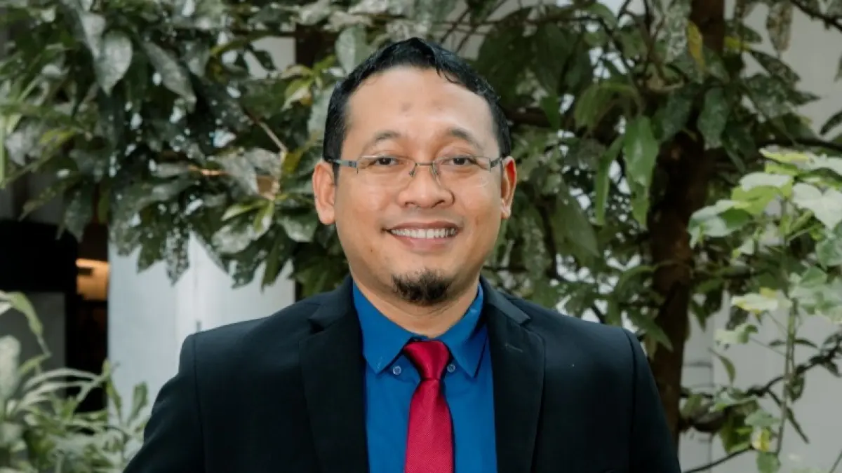 DR. dr. Rohadi Sp.BS, Subsp.N-Onk (K), S.H, M.H.Kes, C.M.C (Ketua IDI Wilayah NTB)