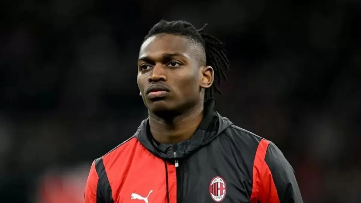 ANDALAN: Rafael Leao pemain lini depan AC Milan yang siap dijual. (Istimewa) 