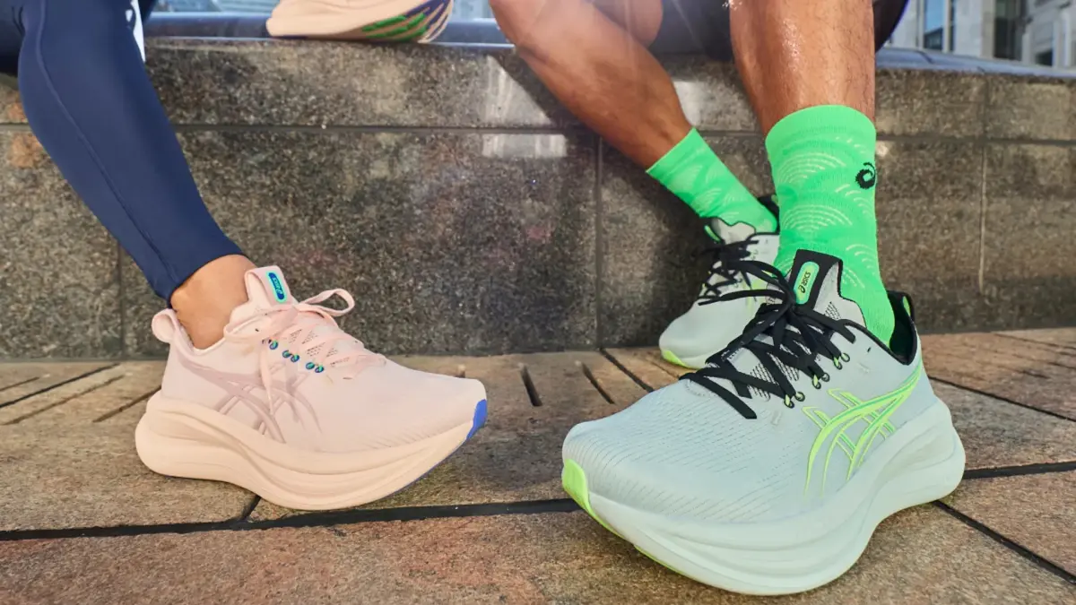 TIPS: Tips memilih ukuran Asics Novablast 6 Shoes agar nyaman di kaki. (Istimewa)