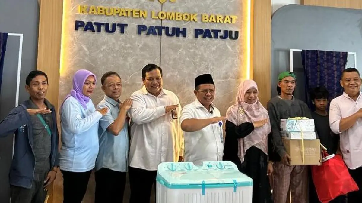 KOLABORASI: Sentra Paramita Mataram kembali menyalurkan bantuan ATENSI di Lombok Barat, Jumat (3/7). (Dok Sentra Paramita Mataram)