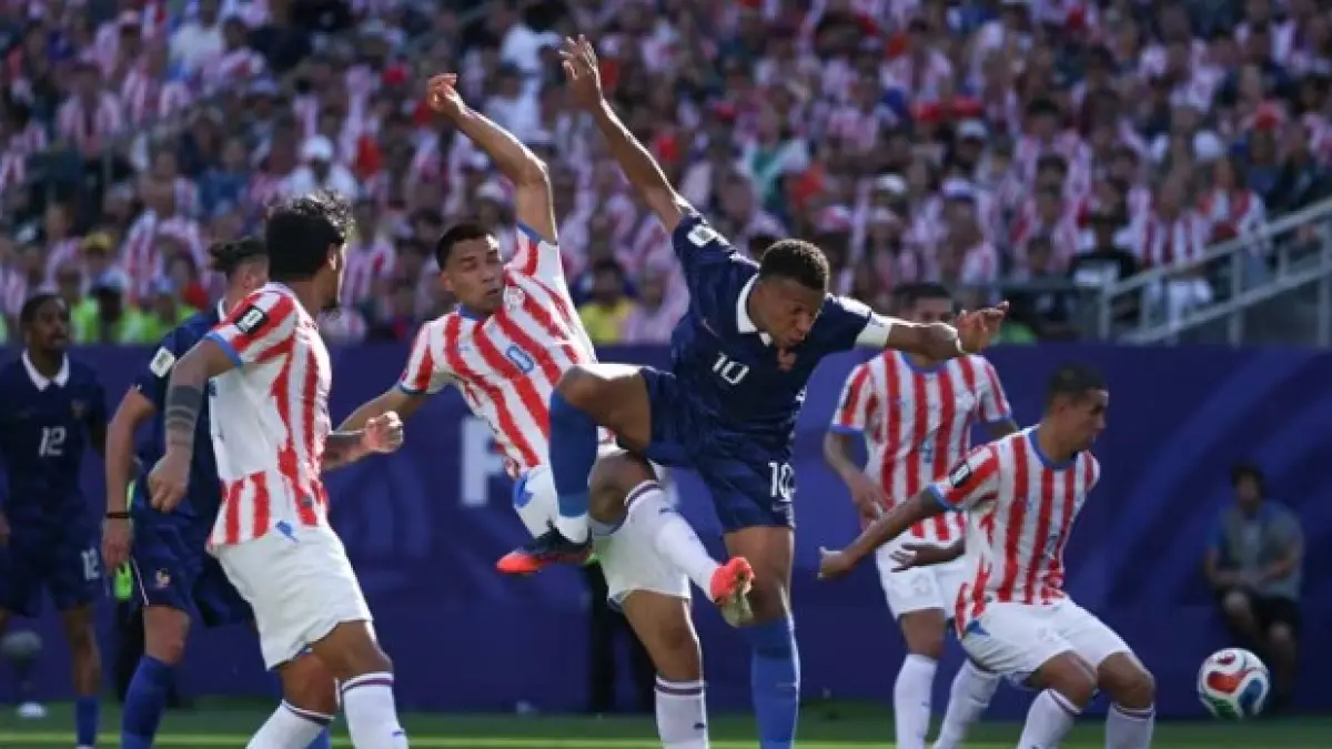 Kylian Mbappe membawa Prancis ke babak 8 besar usai mengalahkan Paraguay. (FIFA)