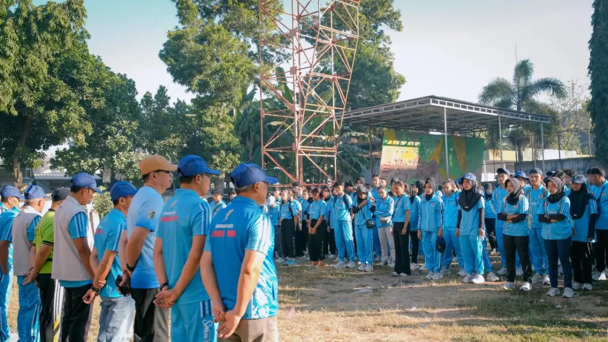 LEPAS: Ratusan Atlet yang akan bertanding di Porprov NTB saat dilepas dan menjalani tes kesehatan. 