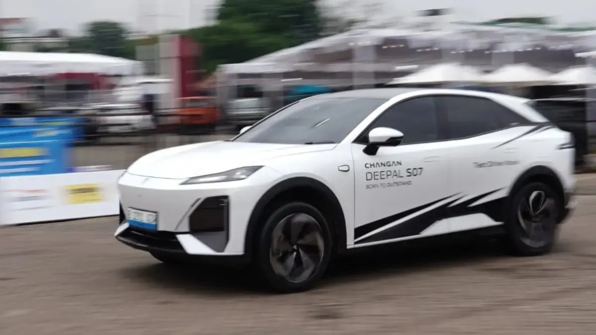 Deepal S07 menjadi salah satu pilihan menarik di segmen SUV listrik modern. (JawaPos.com)