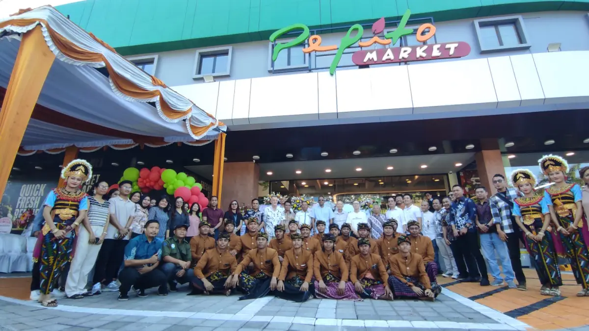 Grand opening Pepito Market dan Pepi Bistro di Senggigi, Lombok barat, pada Jumat (10/7). (Dok. Yongki/ Lombok Post)