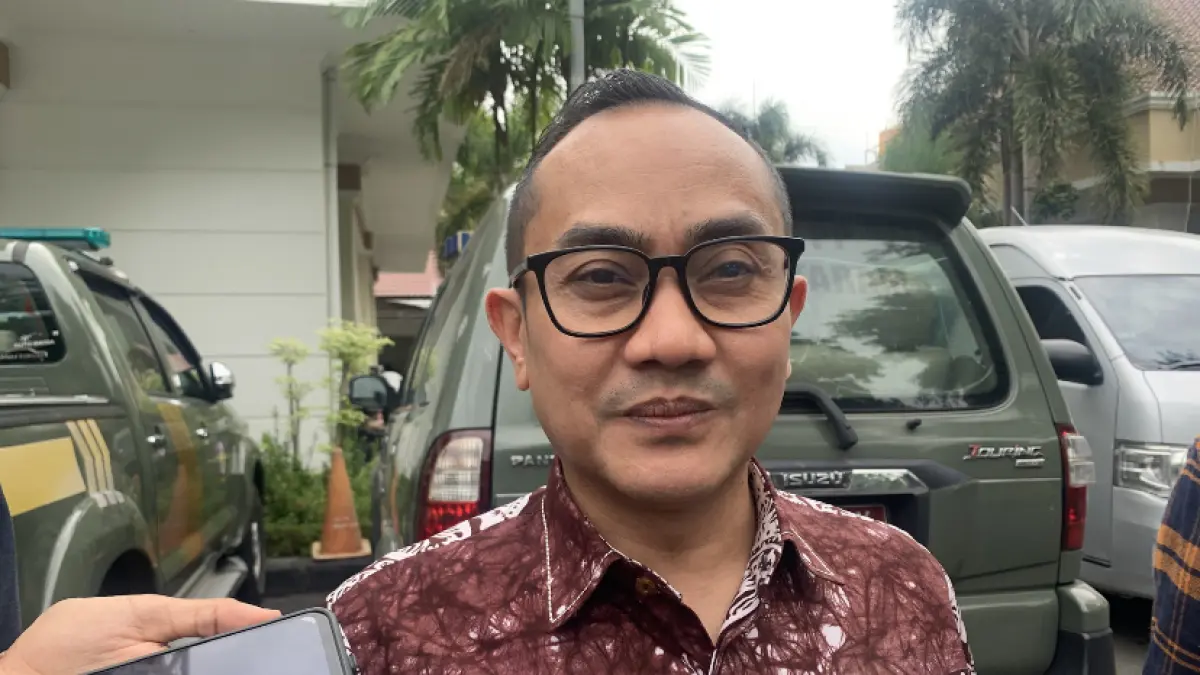 Kepala Dinas Kesehatan Kota Mataram Emirald Isfihan