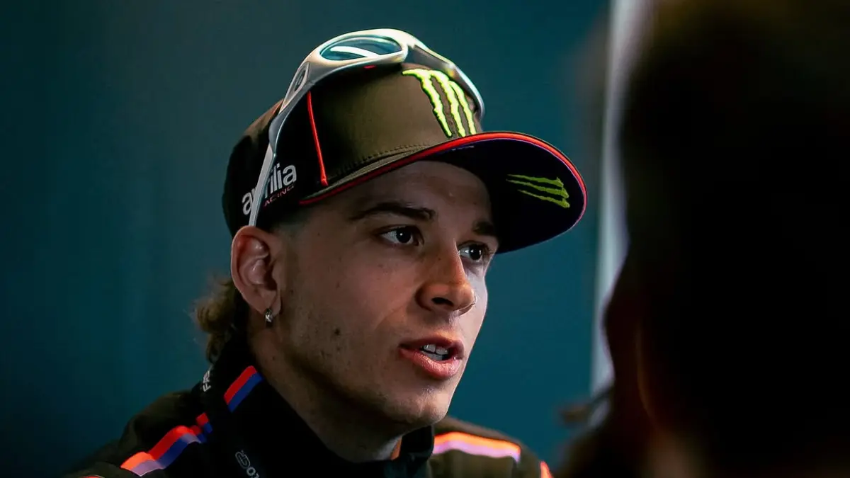 Marco Bezzecchi dipastikan absen di MotoGP Jerman 2026 setelah mengalami patah tulang selangka kiri akibat kecelakaan saat kualifikasi. (Instagram Marco Bezzecchi)